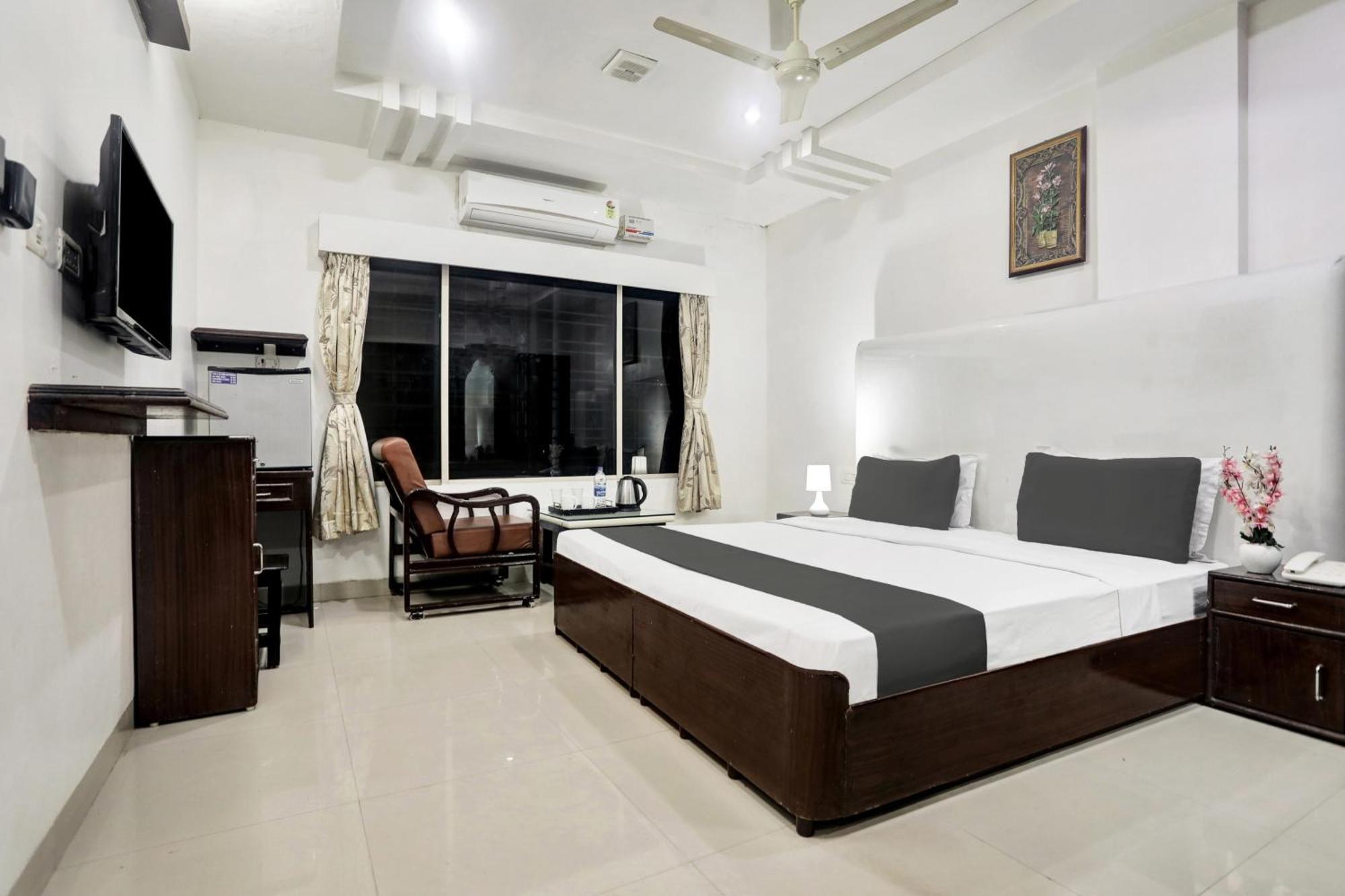 Отель Townhouse Eluru Экстерьер фото